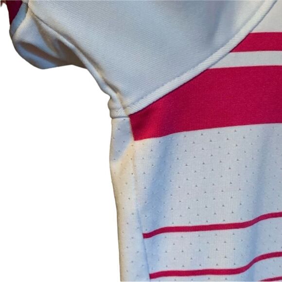 3 for $30! Under armour pink & white short sleeve tee - Picture 11 of 13